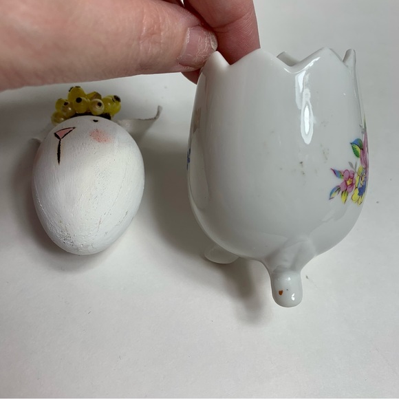 Vintage bone china egg vase with adorable hand made bunny rabbit head. - Picture 6 of 10